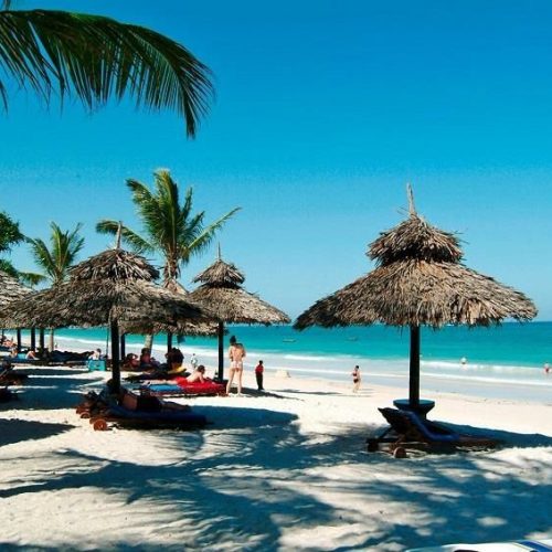 9 Day Kenya Safari and Beach Holiday – Masai Mara, Amboseli, Tsavo and Diani Beach