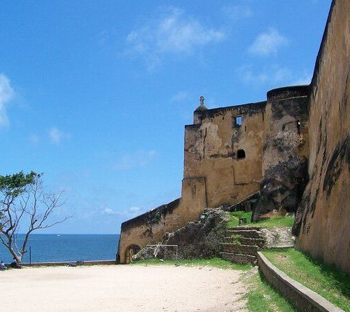 Mombasa sightseeing tour with Fort Jesus Old Town and Haller Park