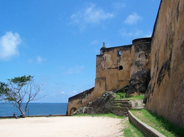 Mombasa sightseeing tour with Fort Jesus Old Town and Haller Park